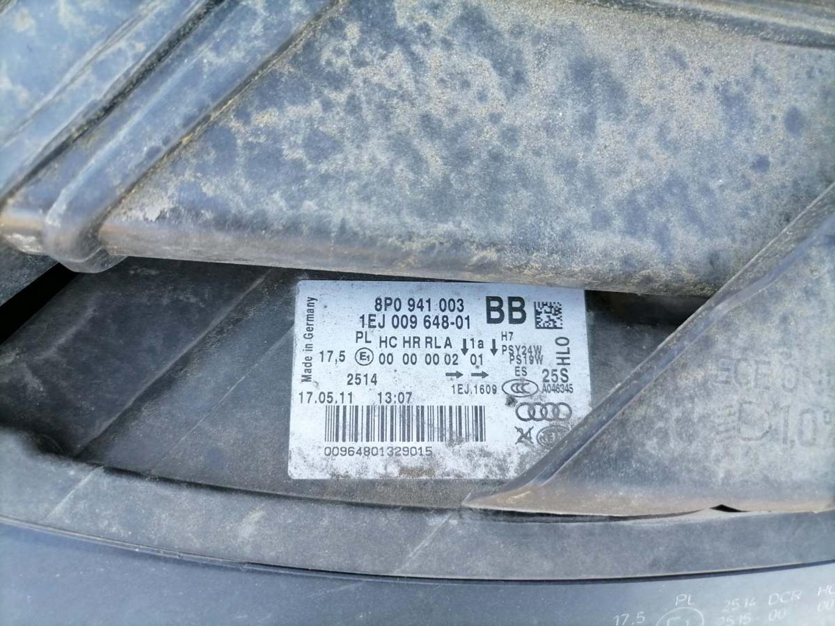 Audi A3 8P original Scheinwerfer vorn links Halogen Facelift Bj.2011